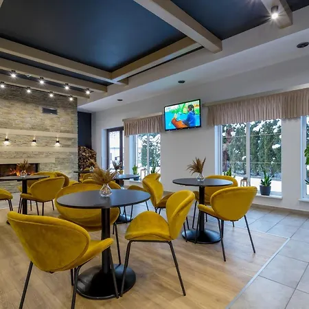 לינה וארוחת בוקר Sniezka קרפאז'