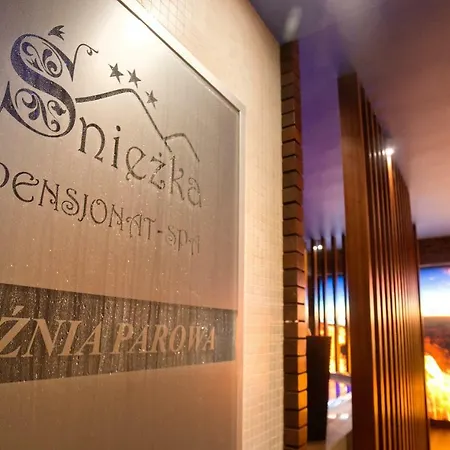 לינה וארוחת בוקר Sniezka קרפאז'